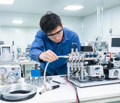 Pneumatic applications engineer